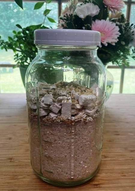 MEAL IN A JAR