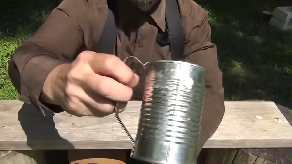Can With Handle