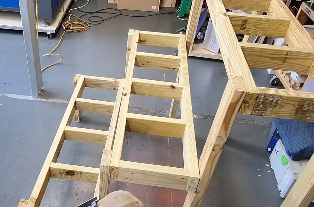 Connect the Shelves