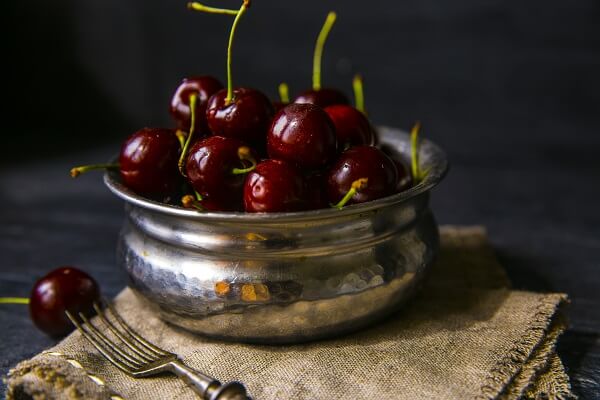 Dark Red Cherries | Lost Remedies
