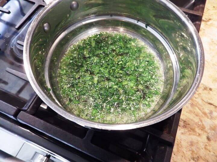 Herbs in Oil Heating