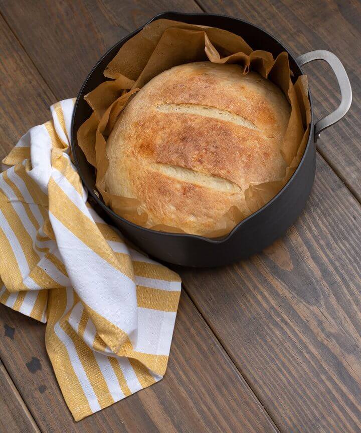 Sourdough Bread in Dutch Oven