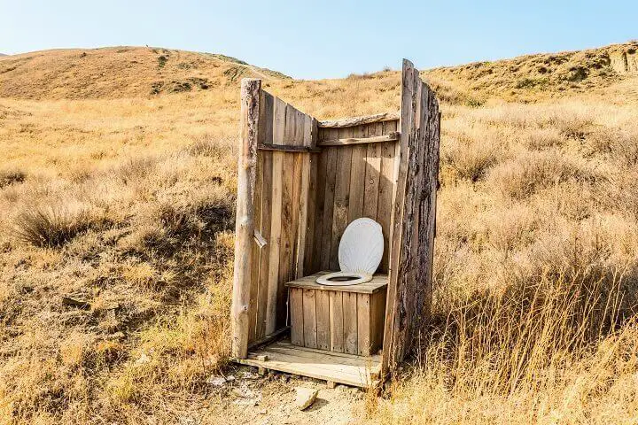 Toilet in the Mountains